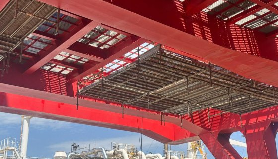 Yüzer santral Karadeniz Holding